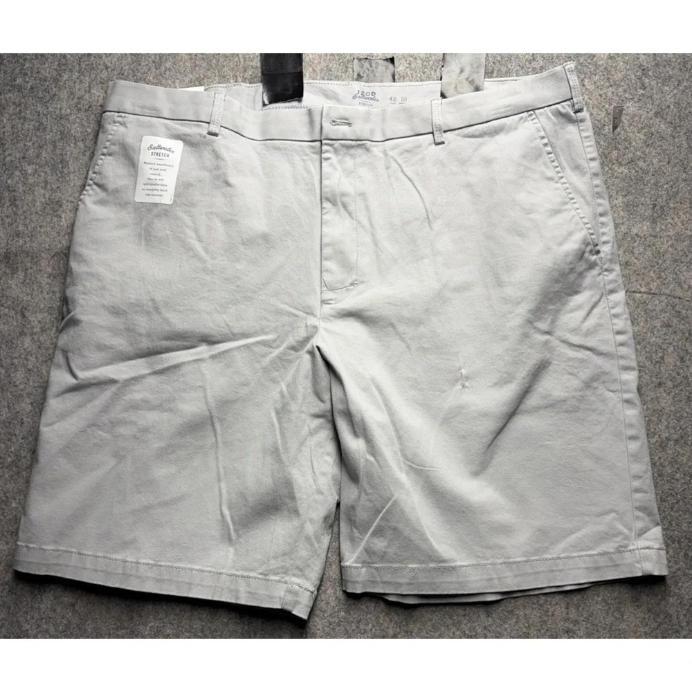 IZOD Men's Size 42 SALTWATERChino‎ Shorts Relax Stretch Beige
